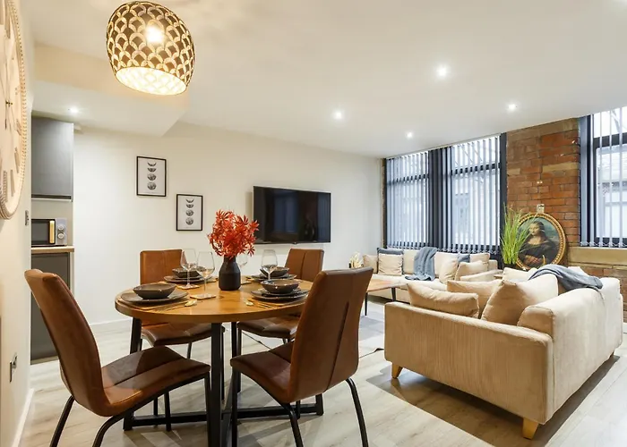 Modern And Cozy Two-Bed Apartment In Bradford